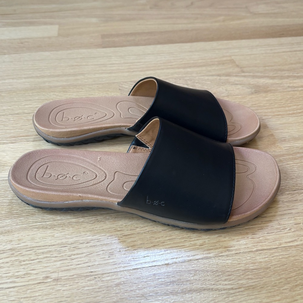 b.o.c. Comfort Eternia Slide Slip on Sandals Size 8 in Excellent Condition